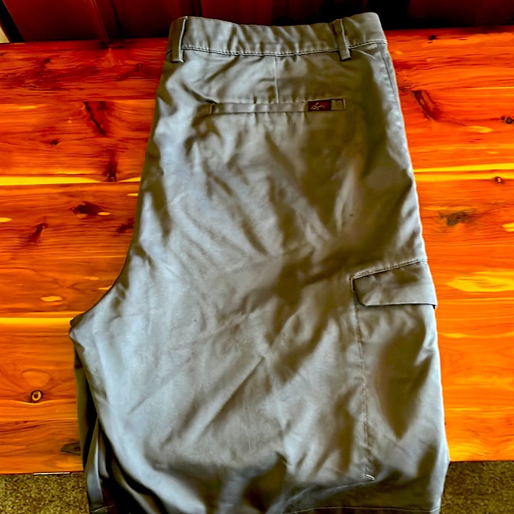 Greg Norman Shorts